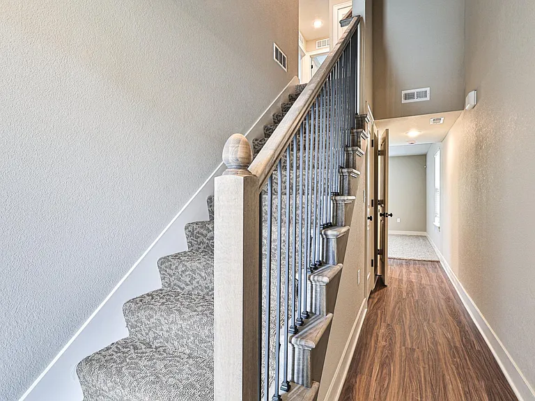 Greystone Townhomes — Photo 19