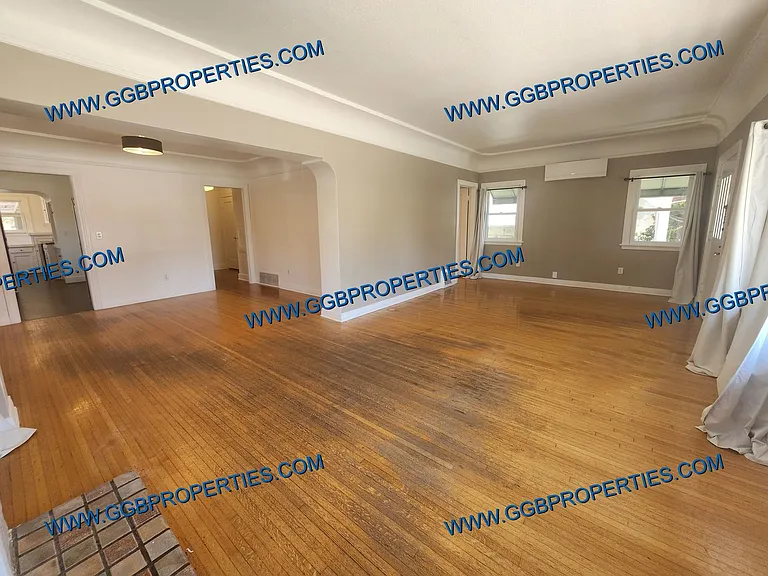 134 Granada Ave — Photo 13