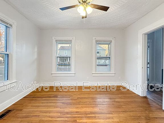 2nd image of 2728 E Virginia Beach Blvd