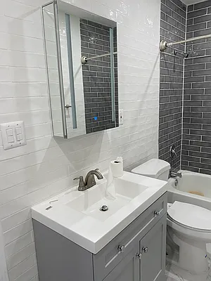 Rented by Peace of Mind Realty | media 26