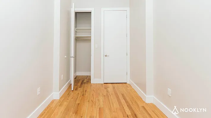 Rented by Nooklyn NYC LLC | media 9