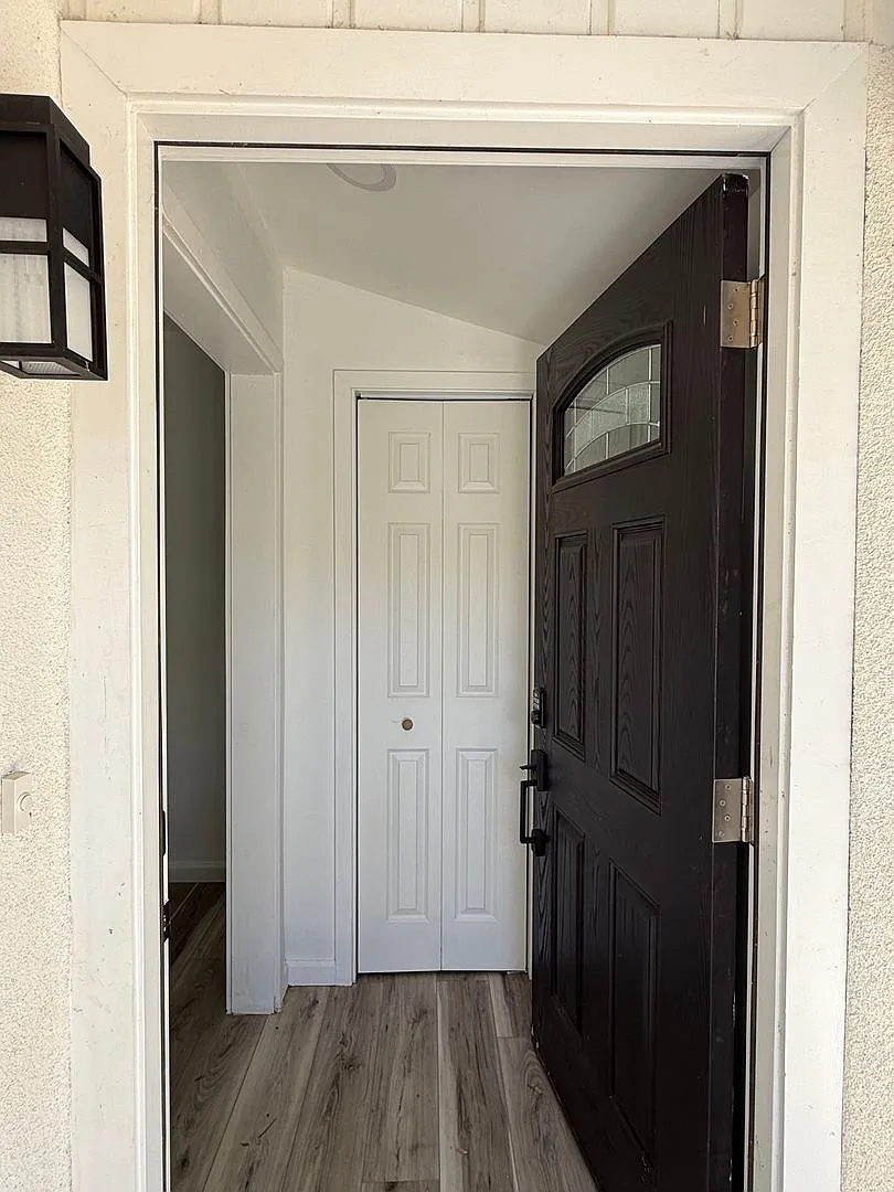 Omelveny Properties — Photo 2