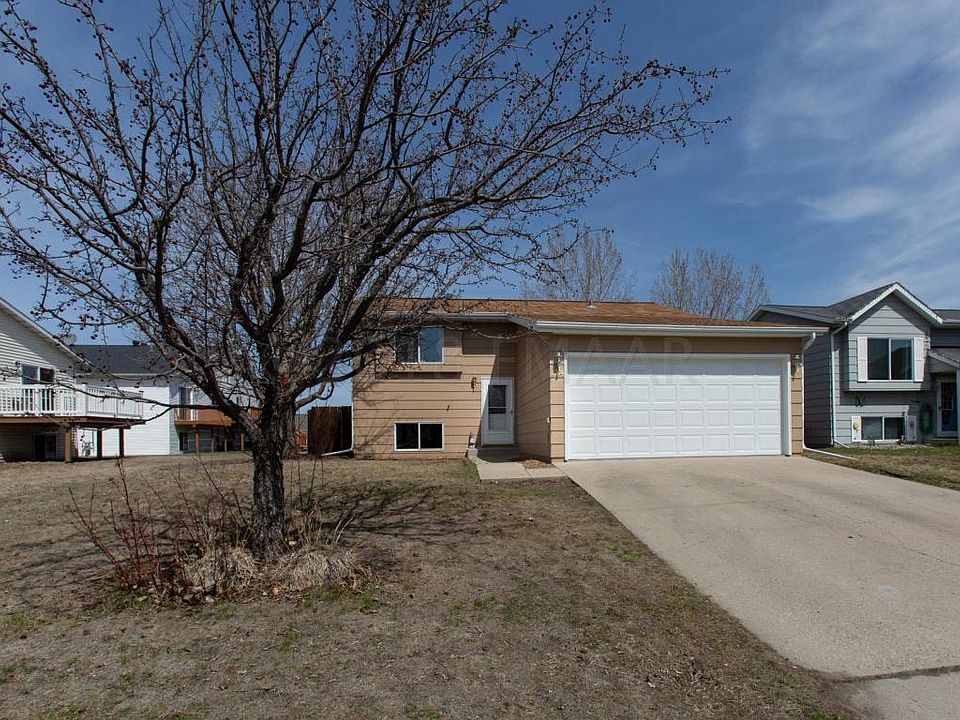 1st image of 1214 32nd Street Cir S
