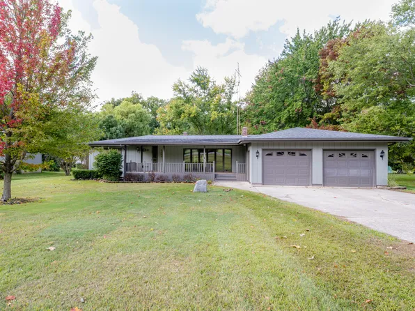 3462 Harbor Acres Dr, Sodus, MI 49126