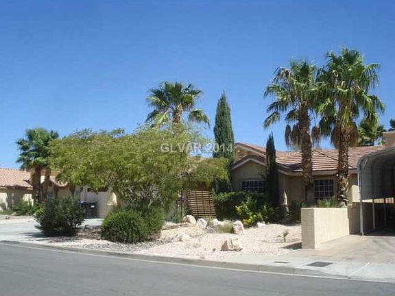 3rd image of 1224 San Eduardo Ave