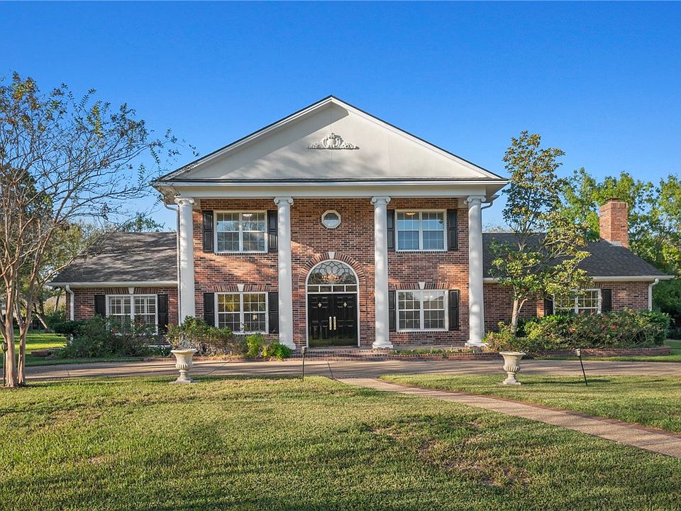 1st image of 4803 Spearman Dr
