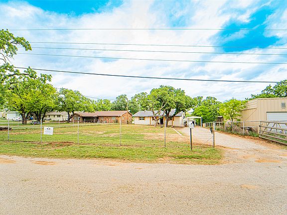 4th image of 774 County Road 220