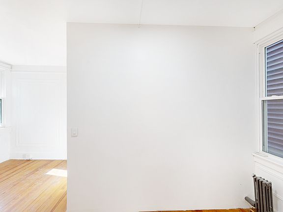 3rd image of 3025 Colden Ave #1