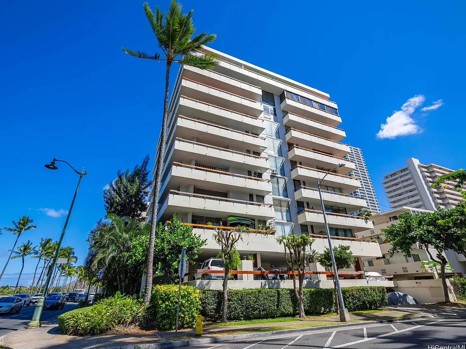 2029 Ala Wai Blvd — Photo 4