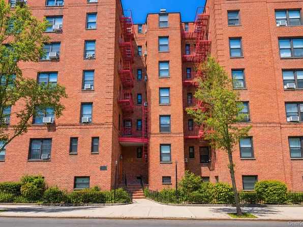 34-20 78TH #4J, Jackson Heights, NY 11372