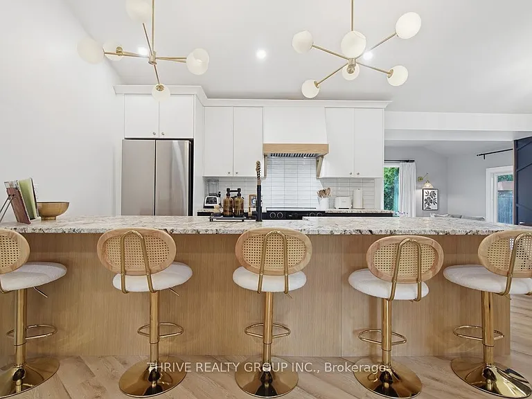21 McGill Pl #MAIN — Photo 7