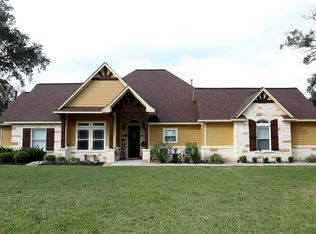 408 Branding Iron Cir, Angleton, TX 77515