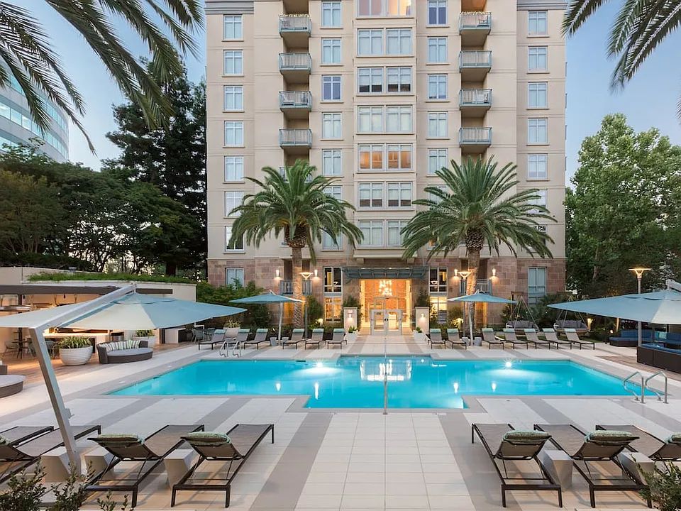 Avalon Towers on the Peninsula