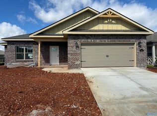 612 Freret Ct, Huntsville, AL 35824