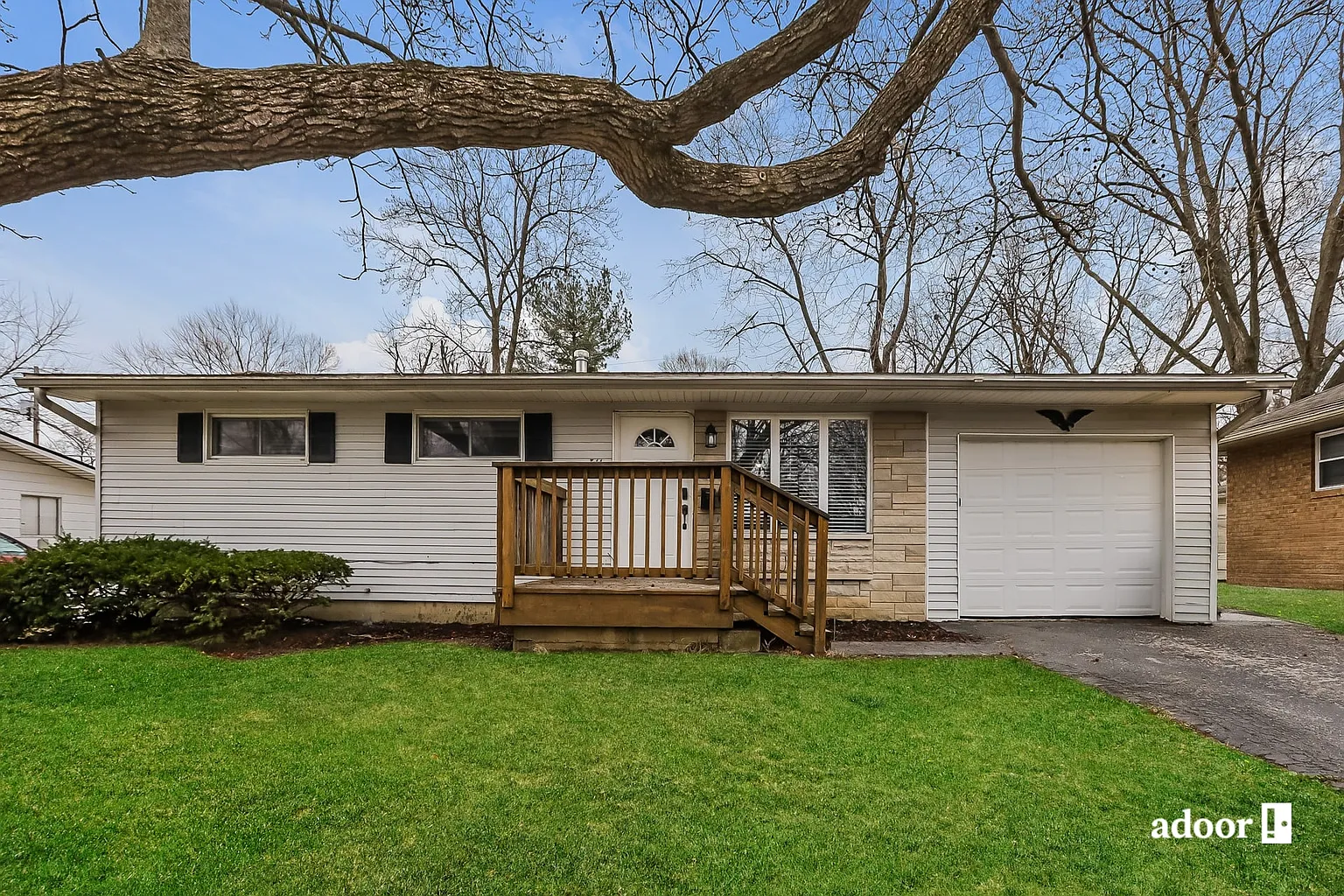 311 Gilbert Ave photo 1