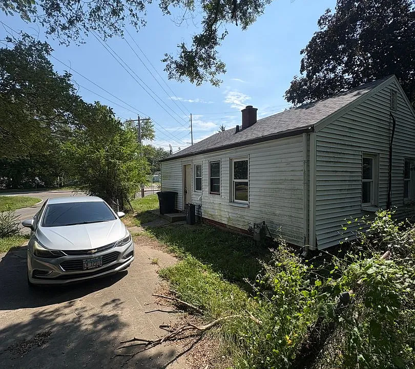 905 W Nebraska Ave