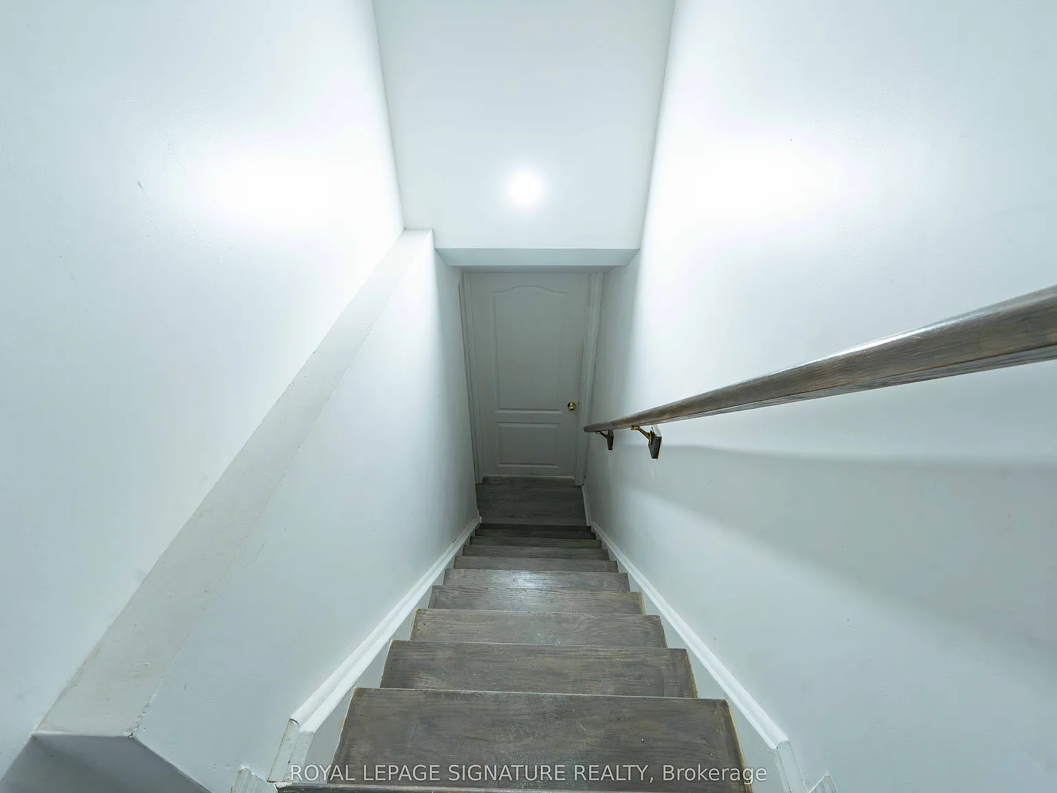 2 bed, $2,400 — Photo 4