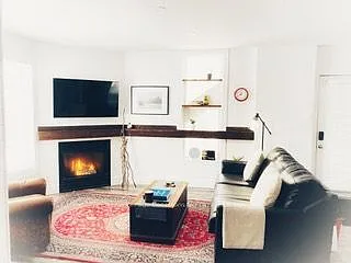 48 Pine St Photo 1