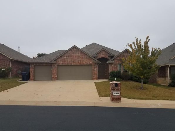 11912 Gwendolyn Ln