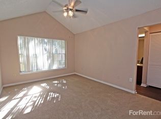 1213 Fawn Lake Pl, Valrico, FL 33596
