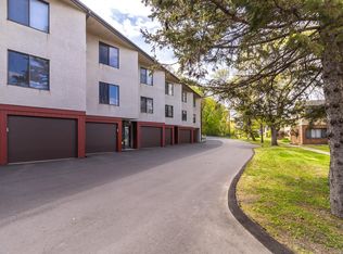 1643 Dunlap St N APT 4, Saint Paul, MN 55108