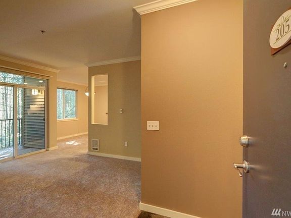 2nd image of 25025 SE Klahanie Blvd APT D205