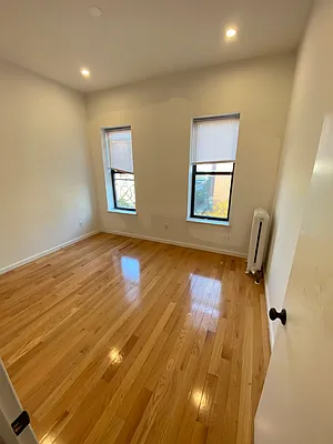 Rented by Level Group | media 19
