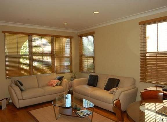 3rd image of 102 Coralwood