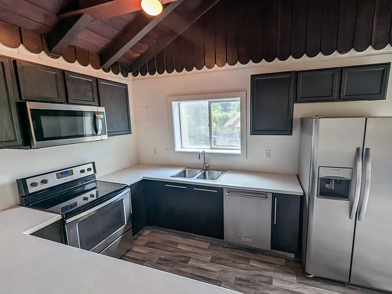 14301 Mill Ct #3 — Photo 10