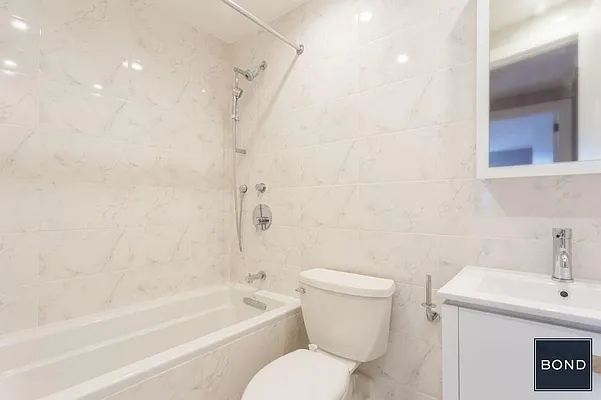 Rented by Bond New York | media 10