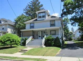 12 Lafayette Ave, Middletown, NY 10940