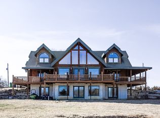 66 E 1600th Rd, Baldwin City, KS 66006