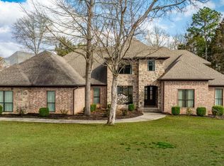 5695 Spencer Lake Dr, Conway, AR 72034