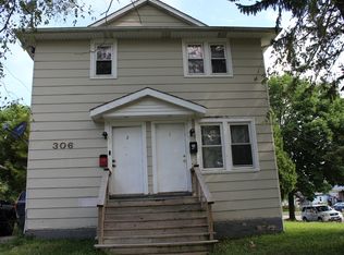 306 George Ave, Waukegan, IL 60085