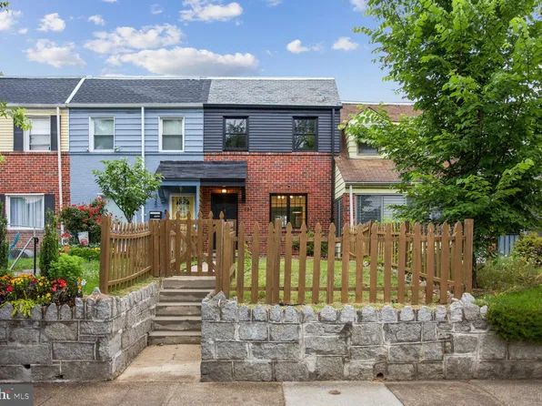 323 34th St NE, Washington, DC 20019