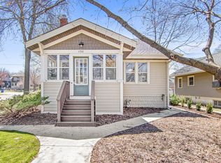 1702 Saint Clair Ave, Saint Paul, MN 55105