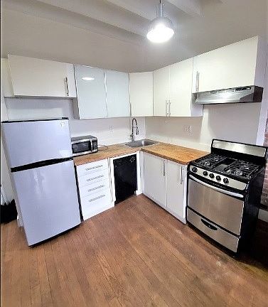 4th image of 971 Columbus Ave #7R