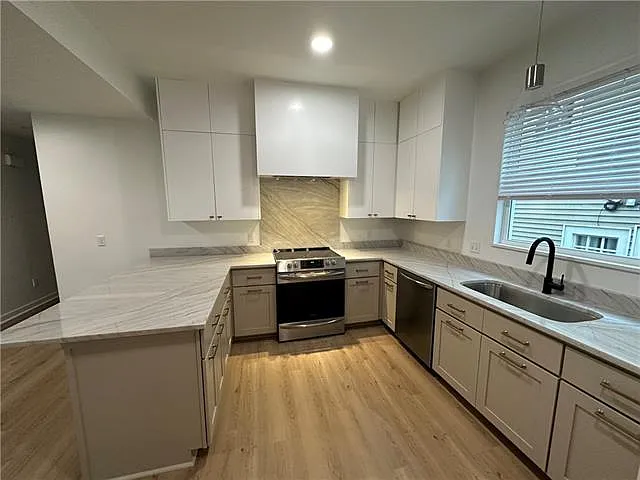 4 bed, 2.0 bath, 1400 sqft, $6,500 — Photo 4