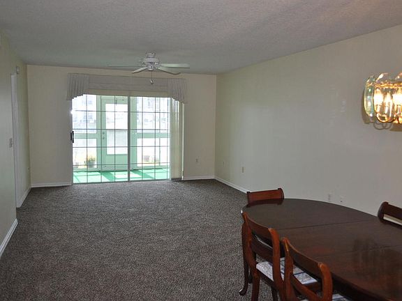 5th image of 610 S Brevard Ave APT 913