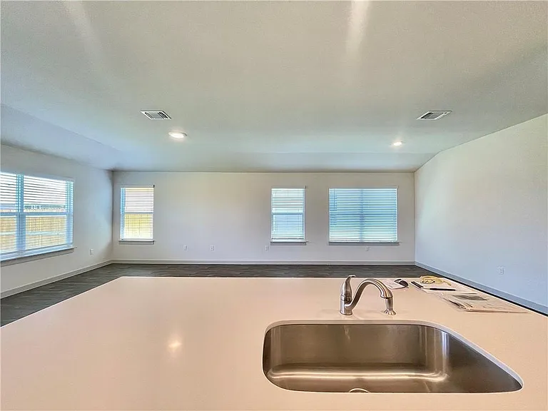 110 Krause Springs Dr — Photo 13