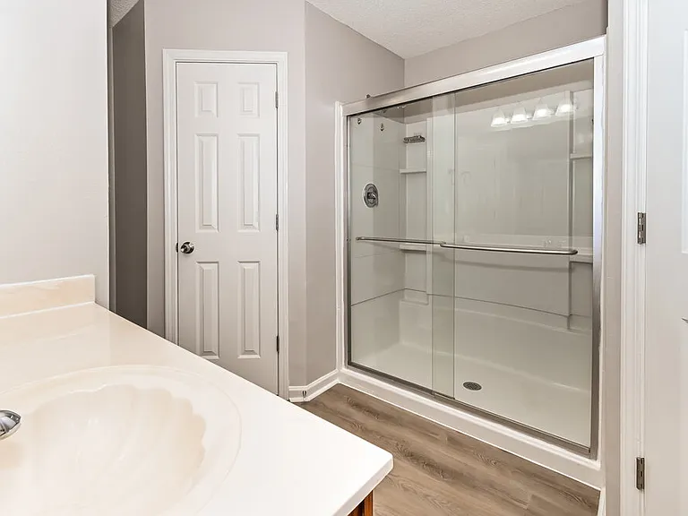 190 Pine Ridge Ln — Photo 10