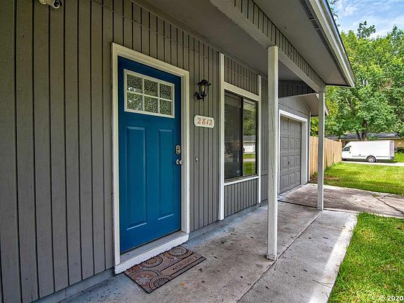 4th image of 2812 NW 44th Pl