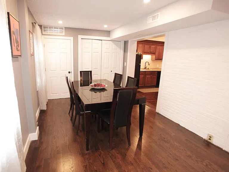 289 Main St #2 — Photo 9