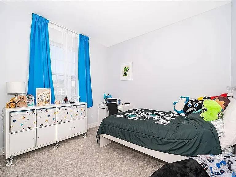 5818 Wallis Ln — Photo 14