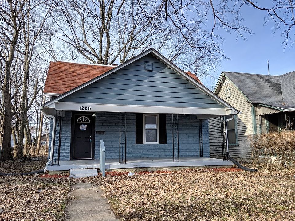 1st image of 1226 S Sheffield Ave