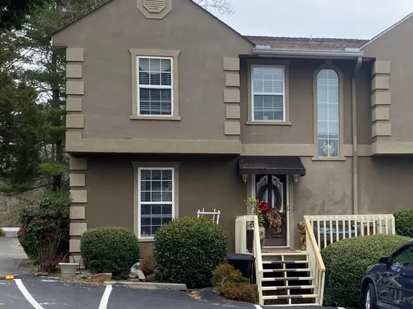 73 Birdie Ln #A, Blairsville, GA 30512