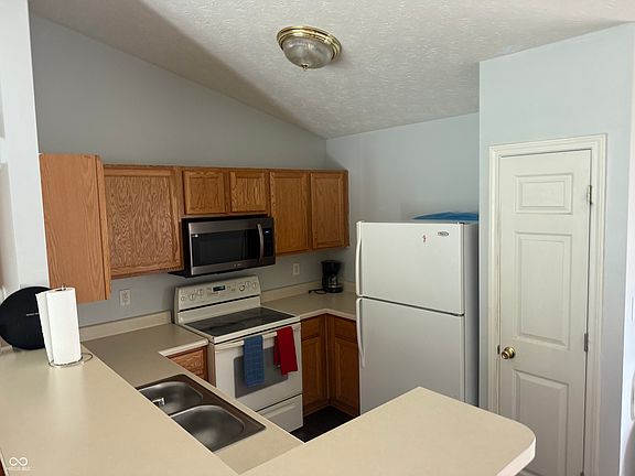5th image of 4948 Potomac Square Pl Unit 11