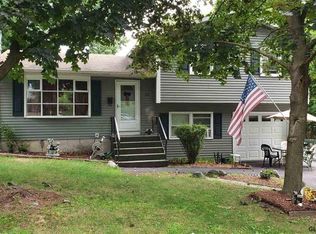 34 Lorraine Ave, Schenectady, NY 12304