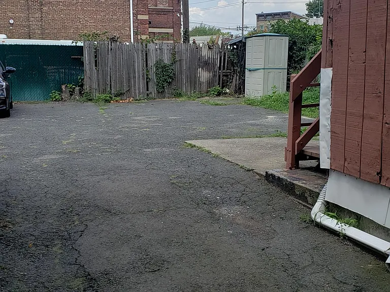 22 King St #1 — Photo 14