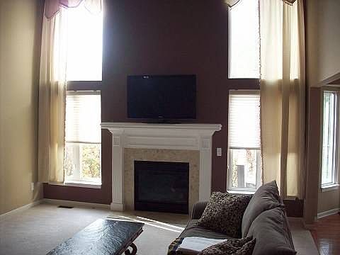 3rd image of 45883 Riverwoods Dr